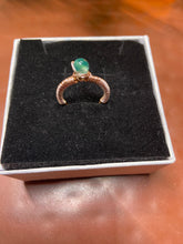 Load image into Gallery viewer, Peridot ring
